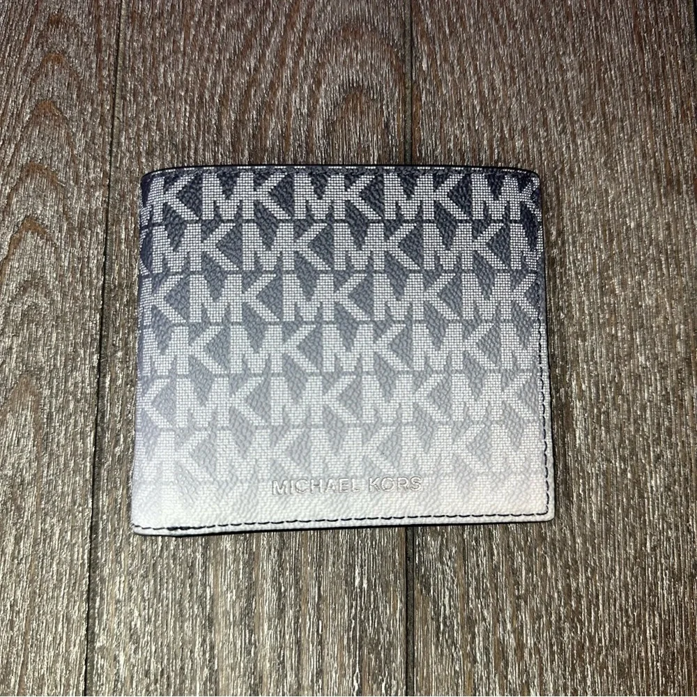 NWT Michael Kors | Navy Cooper Ombré Signature Logo Billfold Wallet $198